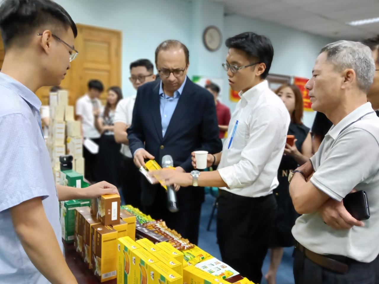 Vietnam Trade Promotion Industry visit — photo 12