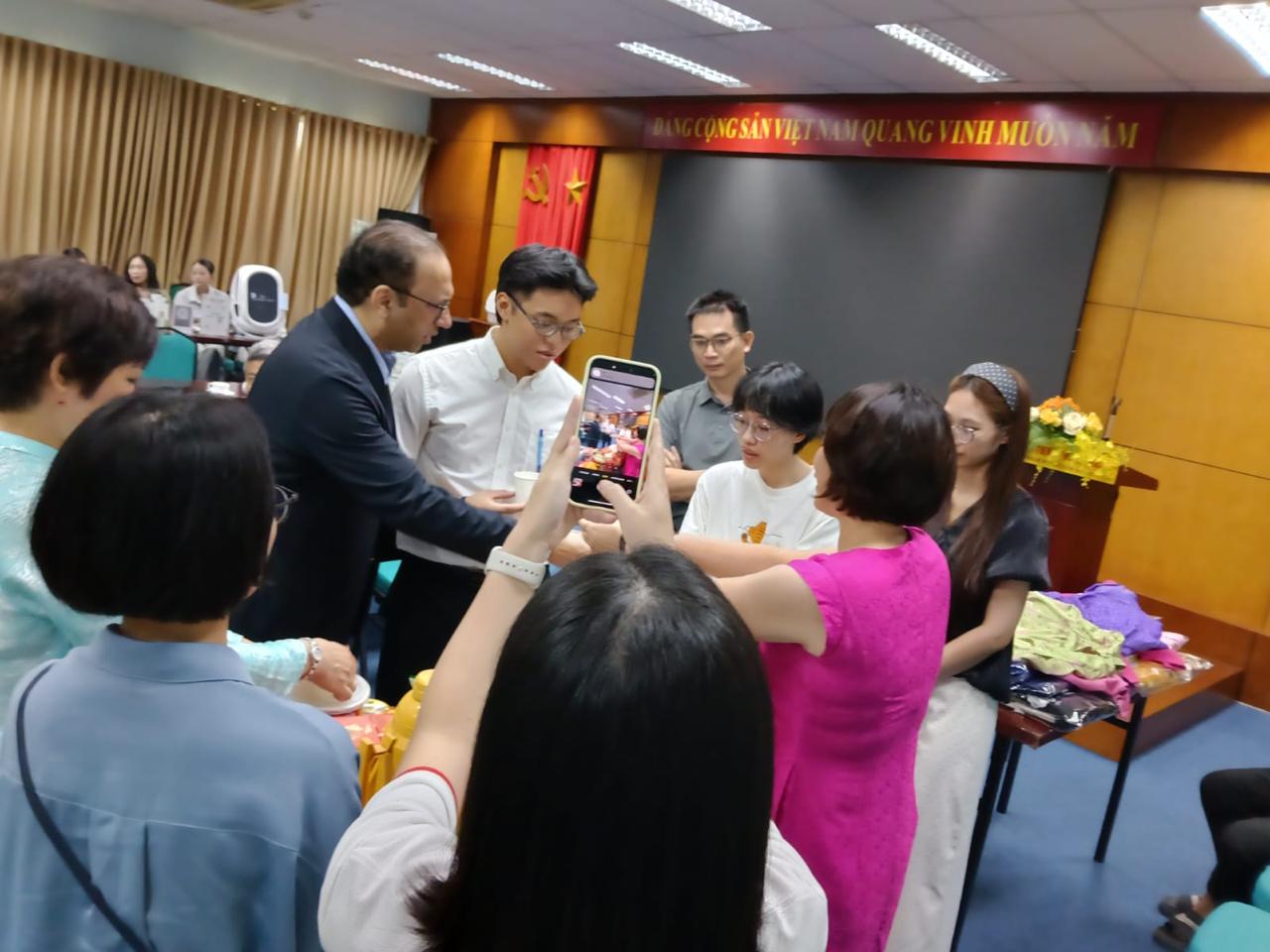 Vietnam Trade Promotion Industry visit — photo 14