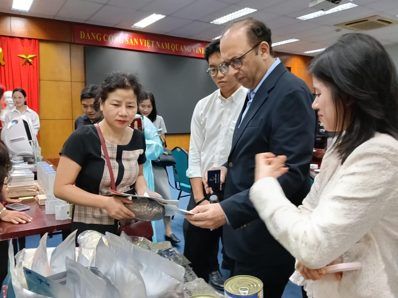 Vietnam Trade Promotion Industry visit — photo 3