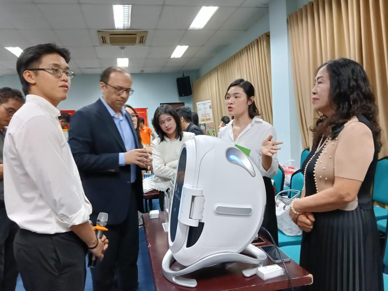 Vietnam Trade Promotion Industry visit — photo 4